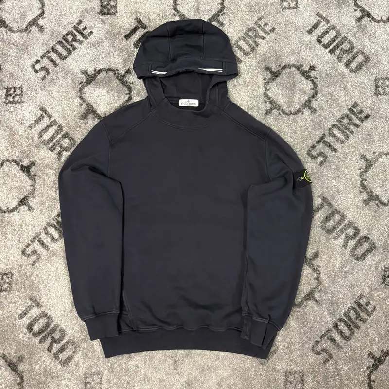 Худи Stone Island с накладными карманами на кнопках